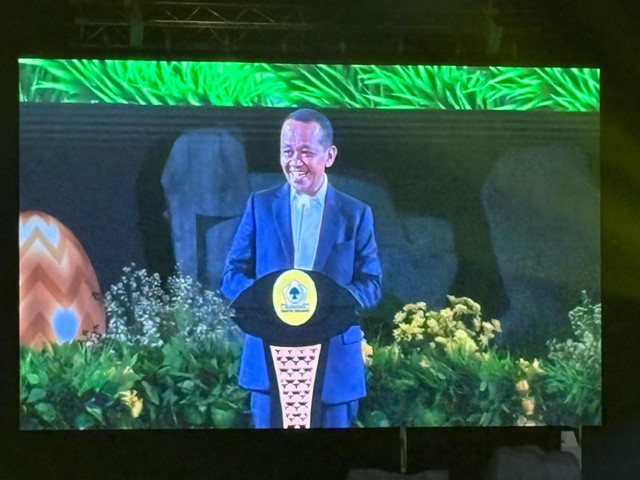 Ketua Umum Golkar, Bahlil Lahadalia dalam acara Pentas Musik dan Refleksi Paskah Nasional Partai Golkar 2026 di Tennis Indoor Senayan, Jakarta pada Jumat (24/4/2026). Foto: Abid Raihan/kumparan