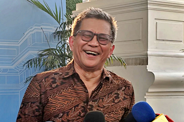 Rocky Gerung di Istana Kepresidenan Jakarta, Senin (27/4/2026). Foto: Jonathan Devin/kumparan