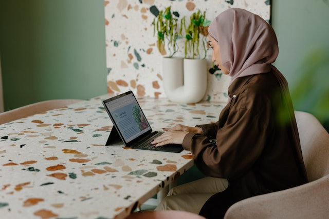 Ilustrasi pelatihan KBC di platform Pintar Kemenag. Foto: Unsplash