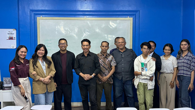 Di Tengah Arus Informasi Cepat Tentunya Publik Perlu Lebih Cermat Memilah Berita