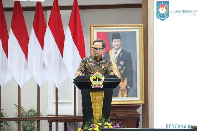 Wamendagri Bima Arya dalam Musrenbang Jawa Tengah untuk penyusunan RKPD 2027, di Semarang, Selasa (28/4/2026). Foto: Dok. Kemendagri