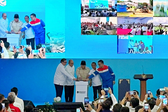 Groundbreaking Proyek Hilirisasi Tahap II di Cilacap, Jawa Tengah pada Rabu (29/4/2026). Foto: Argya Maheswara/kumparan