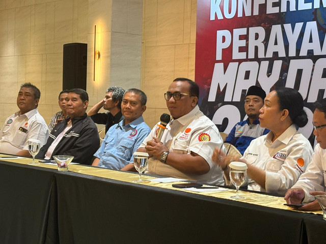 Konferensi pers Perayaan May Day di Kawasan Menteng, Jakarta Pusat, Rabu (29/4/2026). Foto: Nasywa Athifah/kumparan