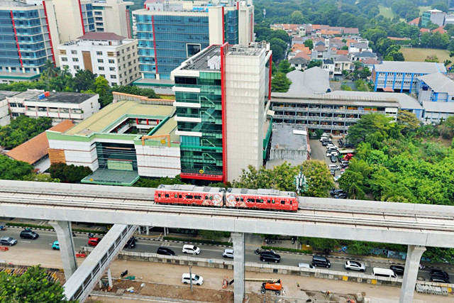 LRT Jakarta Fase 1B Lakukan Test Track sejauh 3,6 Km dari Velodrome ke Pasar Pramuka pada Kamis (30/4/2026). Foto: Dok. Jakpro