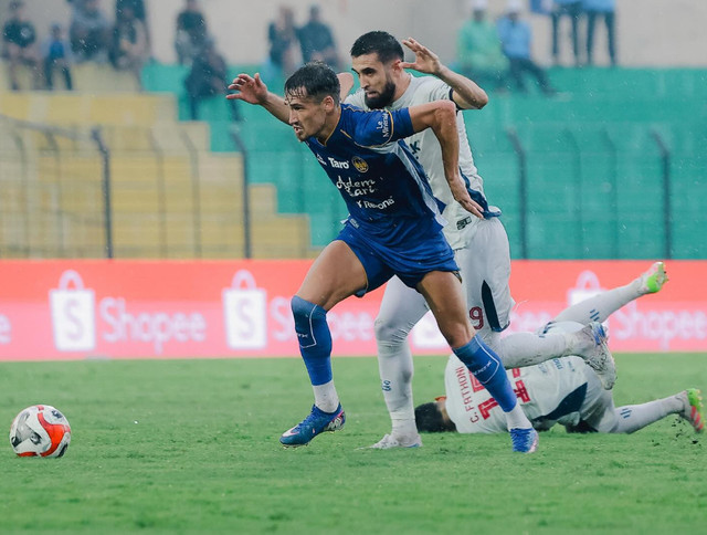 PSIM Jogja kalah 0-1 dari Persita Tangerang di kandang sendiri, sekaligus memperpanjang tren buruk 6 laga beruntun tak pernah menang. Foto: Dok. PSIM