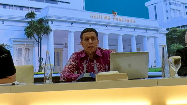 Jubir 2 Kemlu RI Vahd Nabyl, dalam press briefing di Kantor Kemlu, Jakpus, Kamis (30/4/2026). Foto: Firda Brillianti/kumparan