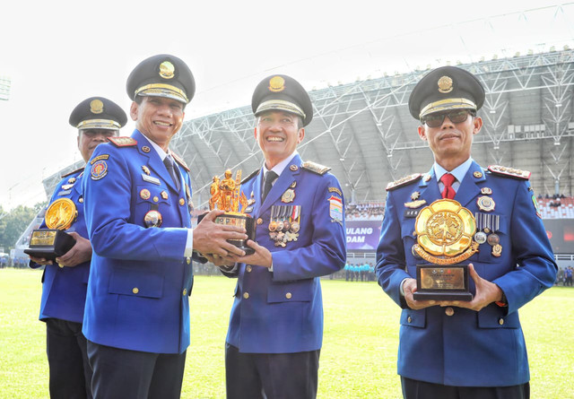 Wamendagri Akhmad Wiyagus saat hadiri HUT ke-107 Damkar dan Penyelamatan, HUT ke-76 Satpol PP, dan HUT ke-64 Satlinmas di Palembang, Kamis (30/4/2026). Foto: Kemendagri RI
