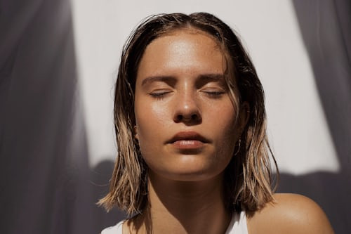 Ilustrasi Prompt ChatGPT Skin Analysis, Foto: Unsplash/Fleur Kaan