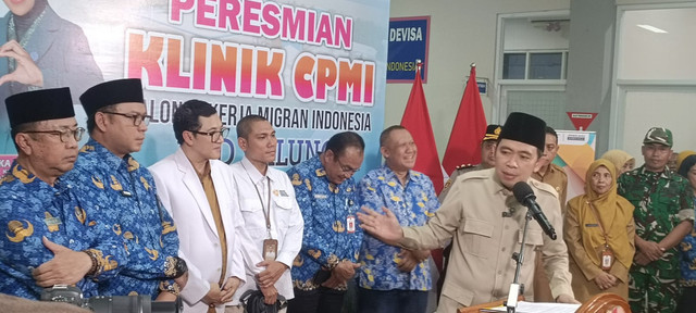 Peresmian klinik medical check-up calon pekerja migran oleh Bupati Jember. Foto: Dok. kumparan