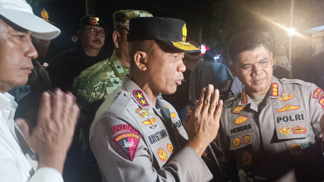 Kapolda Jawa Barat, Irjen Pol Rudi Setiawan saat ditemui usai kericuhan yang terjadi di Taman Pasupati, Kota Bandung pada Jumat (1/5/2026). Foto: Abisatya/kumparan