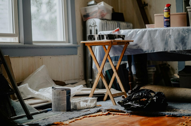 Kamar berantakan. (Foto: Karl Solano/Pexels)