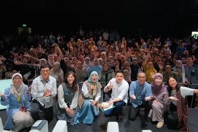 Sekretaris Kabinet Teddy Indra Wijaya hadiri acara "Belajaraya Jakarta 2026" yang diinisiasi oleh Semua Murid Semua Guru (SMSG) di Taman Ismail Marzuki (TIM), Jakarta Pusat, Sabtu (2/5/2026). Foto: Instagram/ @sekretariat.kabinet