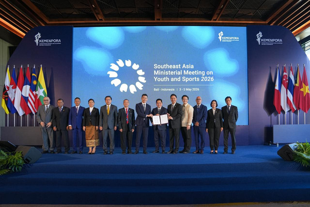 Menpora RI, Erick Thohir, dan sejumlah Menpora negara-negara ASEAN menghadiri SEA Ministerial Meeting on Youth and Sports 2026 di Bali. Foto: Dok. Kemenpora