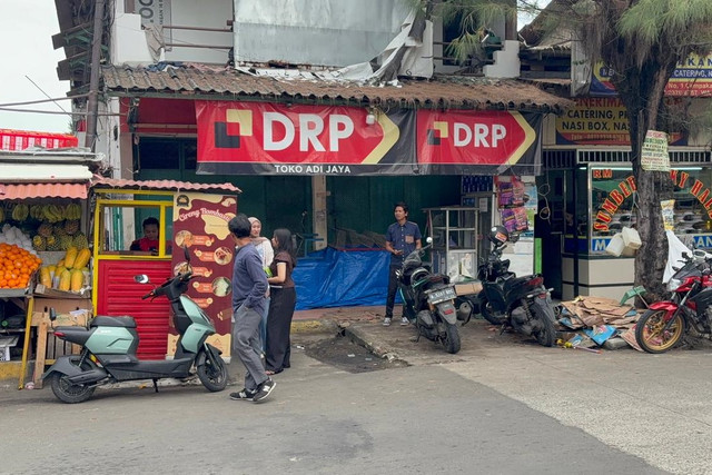 Situasi Toko Kelontong 'Adi Jaya' di Sumur Batu, Kemayoran, Jakarta Pusat, Selasa (5/5/2026). Foto: Nauval Pratama/kumparan