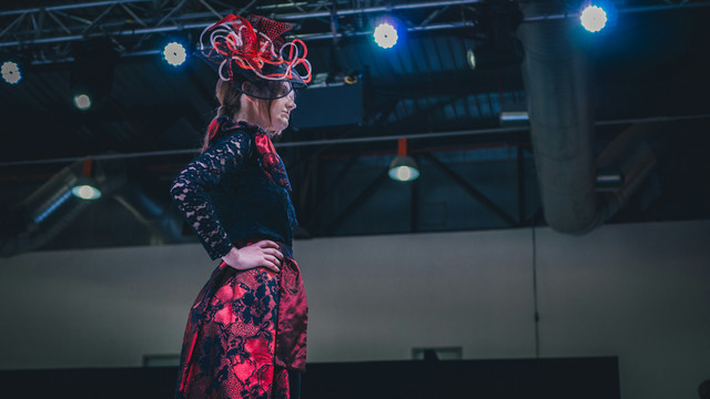 Ilustrasi Best Dressed Met Gala 2026, Unsplash/Jose P. Ortiz