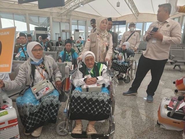 Sodiyah Syukur di Bandara Madinah. Foto: Dok. MCH 2026