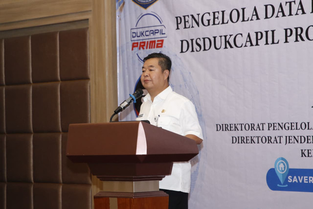 Dirjen Dukcapil tegaskan SDM andal adalah kunci kelola data kependudukan. Infrastruktur kuat tak cukup tanpa kapasitas aparat yang mumpuni. Foto: Dok. Kemendagri