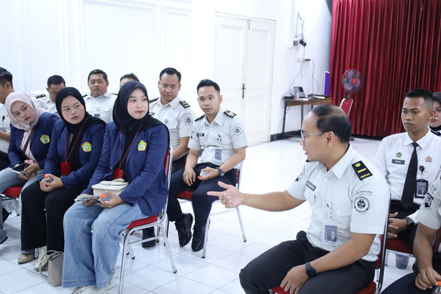 Lapas Mojokerto Terima Kunjungan Observasi Mahasiswa Universitas Trunojoyo Madura Bahas Implementasi KUHP (Foto:HumasLapasMoker)