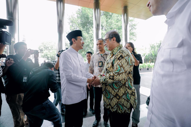 Cegah korupsi, Gus Ipul buka-bukaan proses pengadaan Sekolah Rakyat ke KPK. Kemensos berkomitmen jaga transparansi program strategis Presiden Prabowo. Foto: Dok. Kemensos