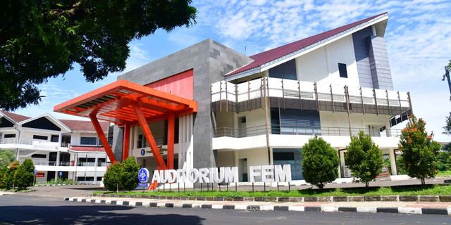 Sudah Punya 15 Program Double Degree, FEM IPB Kembangkan Kerja Sama dengan NUS