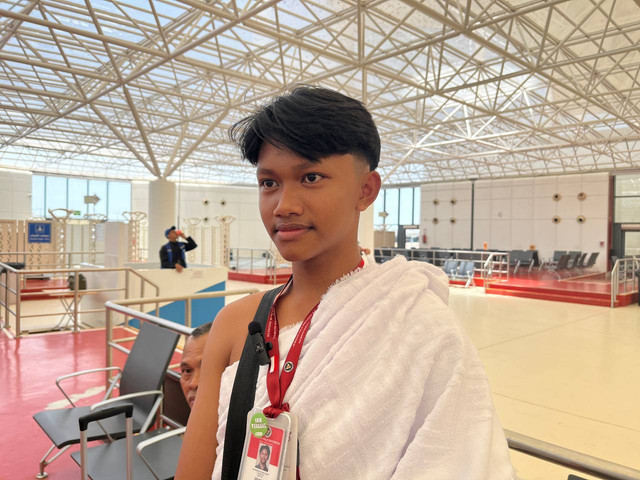 Muhammad Fajrul Falah (18) saat ditemui di Bandara King Abdulaziz Jeddah. Foto: Dok. MCH 2026