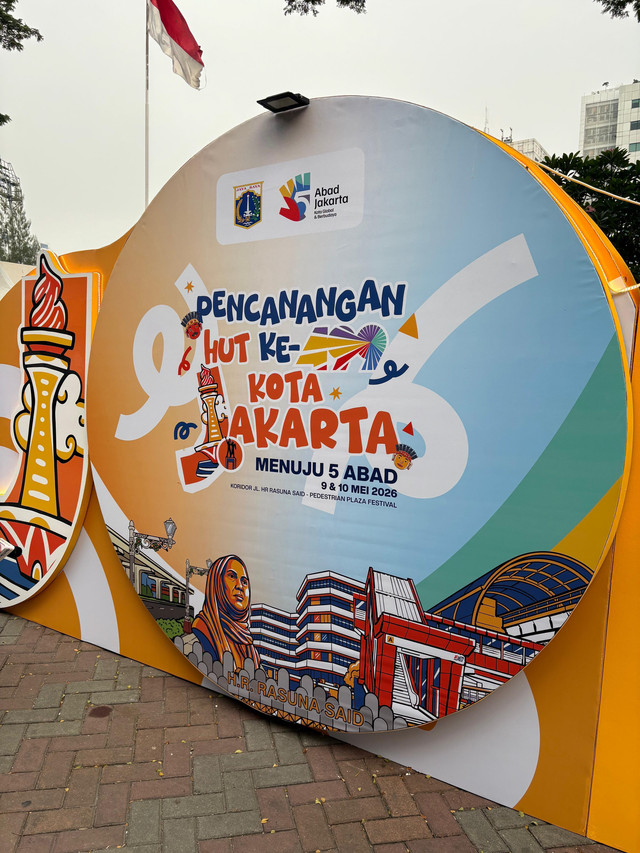 Pencanangan HUT Kota Jakarta ke-499 yang digelar di Plaza Festival, Rasuna Said, Jakarta pada Sabtu (9/5/2026). Foto: Gitario Vista Inasis/kumparan