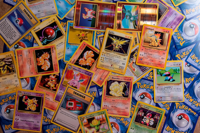 Koleksi kartu TCG Pokémon. Foto: thimopedersen/Unsplash