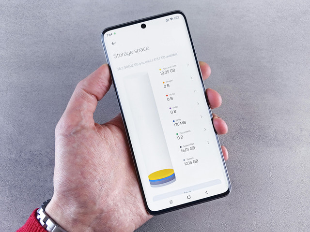 Ilustrasi handphone. Foto: Andrey Matveev/Pexels