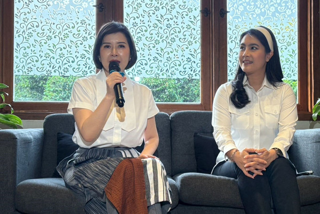 Wakil Ketua Dewan Pembina Partai Solidaritas Indonesia (PSI) Grace Natalie memberikan keterangan pers di Menteng, Jakarta Pusat, Senin (11/5/2026). Foto: Jeni Ritanti/kumparan
