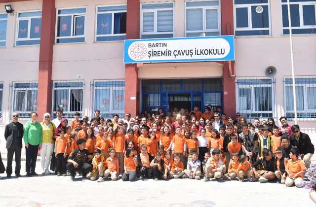 Diplomasi Budaya : PPI Bartın di Şiremir Çavuş İlkokulu Turki