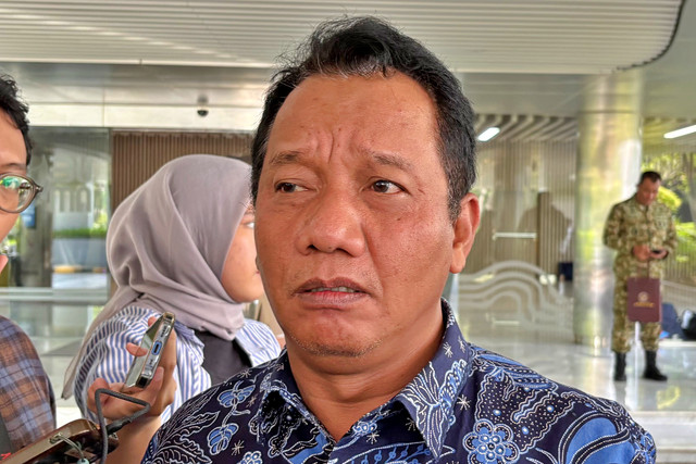 Direktur Jenderal Mineral dan Batu Bara (Minerba) Kementerian ESDM Tri Winarno, di kantor Badan Pengaturan (BP) BUMN, Selasa (12/5/2026). Foto:  Fariza/kumparan