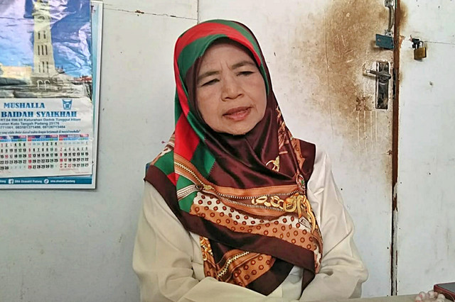 Desmaelfa Sinar, Kepala Madrasah Aliyah Al Furqan di Kota Padang. Foto: Dok. kumparan