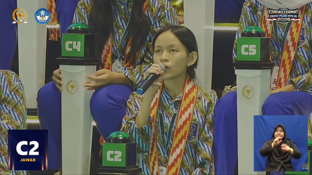 Lomba Cerdas Cermat Empat Pilar yang diadakan MPR di Kalimantan Barat, Sabtu (9/5/2026). Foto: Youtube/MPRGOID