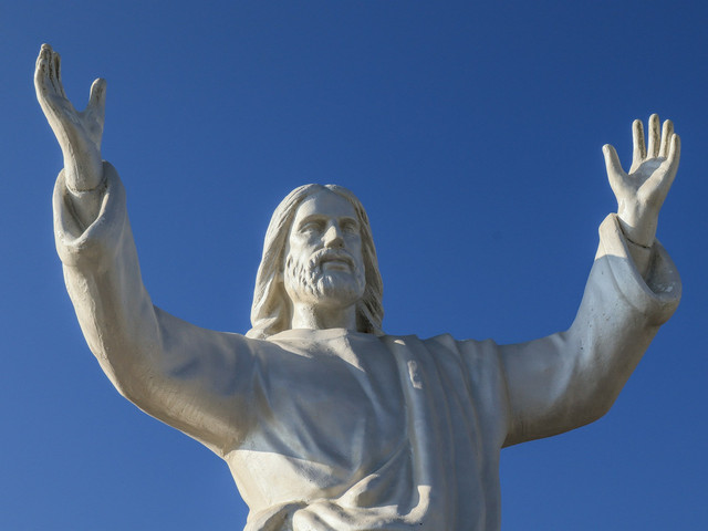 Ilustrasi makna Kenaikan Yesus Kristus. Foto: Unsplash.