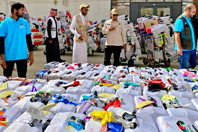 Koper jemaah haji yang siap didistribusikan ke hotel masing-masing jemaah. Foto: Dok. MCH 2026