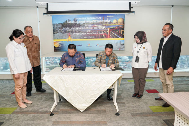 PT Pertamina Patra Niaga resmi menjalin kerja sama dengan Indo Sino Oil and Gas menandatangani Perjanjian Jual Beli Gas Bumi (PJBG) dari Lapangan Karamba Wilayah Kerja (WK) Wain untuk pasok gas di Kilang Balikpapan, Senin (11/5/2026).