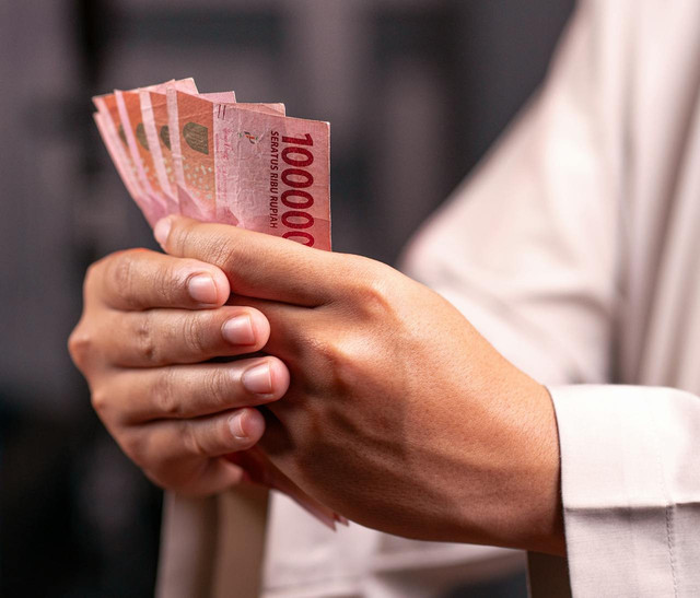 Ilustrasi memahami apa yang mendorong orang untuk melakukan prinsip ekonomi. Foto: Pexels