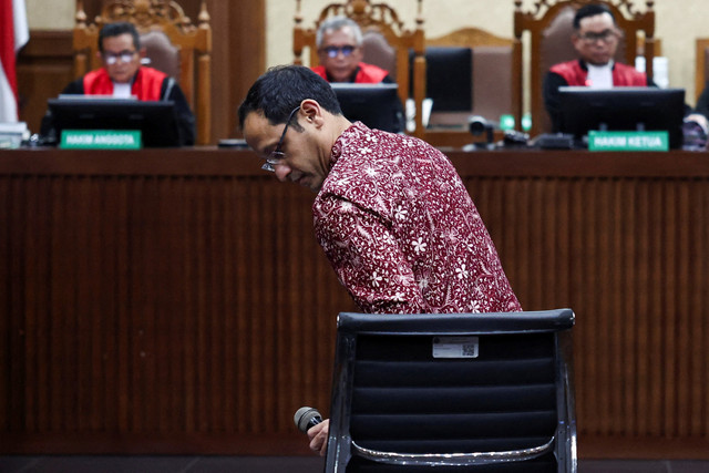 Terdakwa kasus dugaan korupsi pengadaan Chromebook dalam program digitalisasi pendidikan di Kemendikbudristek Nadiem Makarim menjalani sidang lanjutan dengan agenda pembacaan tuntutan di Pengadilan Tipikor, Jakarta, Rabu (13/5/2026). Foto: Willy Kurniawan/REUTERS