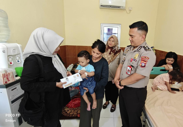 Maulana (1,5 tahun), balita korban dugaan kekerasan oleh ayah kandungnya di Kelurahan Korong Gadang, Kecamatan Kuranji, Kota Padang. Dok Istimewa