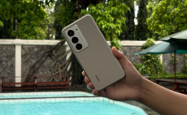Xiaomi REDMI 15. Foto: Habib Allbi Ferdian/kumparan