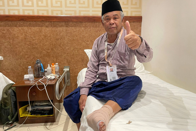 Damiri saat ditemui usai operasi amputasi jempol kaki. Foto: Dok. MCH 2026