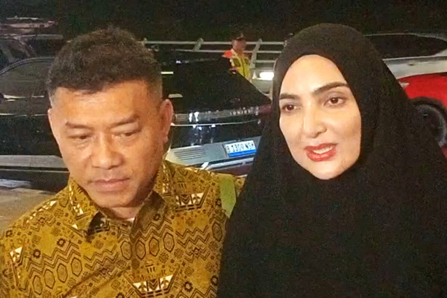 Anang Hermansyah-Ashanty hendak berangkat haji di Bandara Soekarno Hatta, Tangerang. Foto: Dok. Istimewa