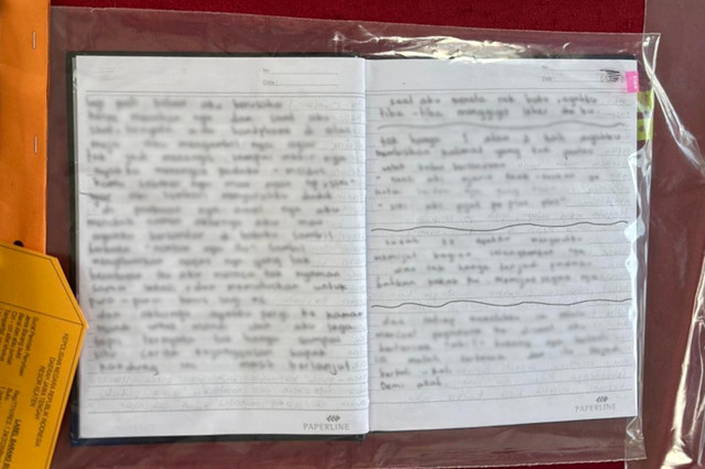 Penampakan buku diary korban pencabulan oleh ayah kandung di Klaten. Foto: Dok. Polres Klaten