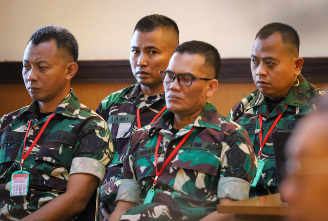 Terdakwa yang merupakan anggota Badan Intelijen Strategis (BAIS) TNI hadir secara langsung untuk terkait penyiraman air keras kepada aktivis Andrie Yunus di Pengadilan Militer II-08, Cakung, Jakarta Timur, Rabu (20/5/2026). Foto: Iqbal Firdaus/kumparan