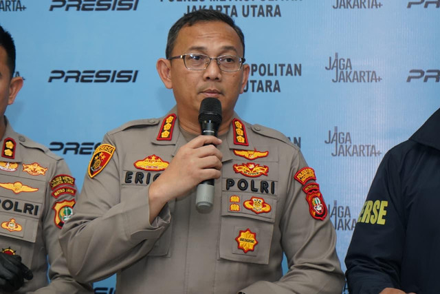 Kapolres Metro Jakarta Utara, Kombes Pol Erick Frendriz saat konferensi pers mengenai sejumlah kasus curanmor di wilayah Jakarta Utara, Selasa (19/5). Foto: Dok. Polres Metro Jakarta Utara