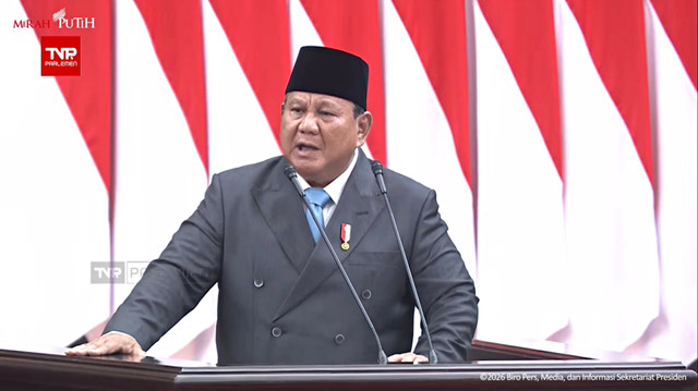 Presiden RI, Prabowo Subianto memberikan paparan dalam Rapat Paripurna DPR RI ke-19 Terkait KEM dan PPKF RAPBN 2027 di Gedung DPR, Kompleks Parlemen, Jakarta, Rabu (20/5/2026). Foto: YouTube/ Sekretariat Presiden
