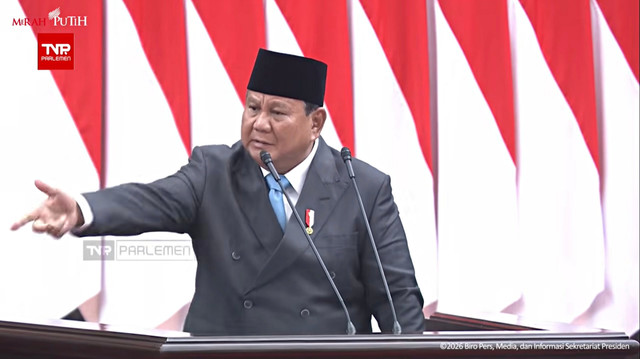 Presiden RI, Prabowo Subianto memberikan paparan dalam Rapat Paripurna DPR RI ke-19 Terkait KEM dan PPKF RAPBN 2027 di Gedung DPR, Kompleks Parlemen, Jakarta, Rabu (20/5/2026). Foto: YouTube/ Sekretariat Presiden