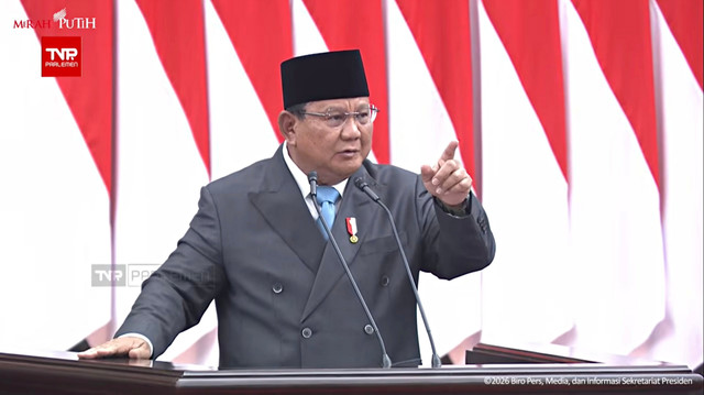 Presiden RI, Prabowo Subianto memberikan paparan dalam Rapat Paripurna DPR RI ke-19 Terkait KEM dan PPKF RAPBN 2027 di Gedung DPR, Kompleks Parlemen, Jakarta, Rabu (20/5/2026). Foto: YouTube/ Sekretariat Presiden