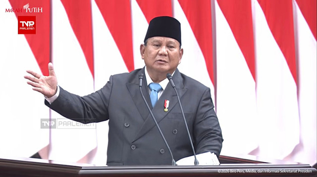 Presiden RI, Prabowo Subianto memberikan paparan dalam Rapat Paripurna DPR RI ke-19 Terkait KEM dan PPKF RAPBN 2027 di Gedung DPR, Kompleks Parlemen, Jakarta, Rabu (20/5/2026). Foto: YouTube/ Sekretariat Presiden