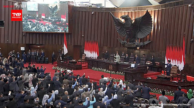 Suasana saat Presiden RI, Prabowo Subianto menutup paparannya dalam Rapat Paripurna DPR RI ke-19 Terkait KEM dan PPKF RAPBN 2027 di Gedung DPR, Kompleks Parlemen, Jakarta, Rabu (20/5/2026). Foto: YouTube/ Sekretariat Presiden